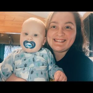 Meet your Posher, Kayla